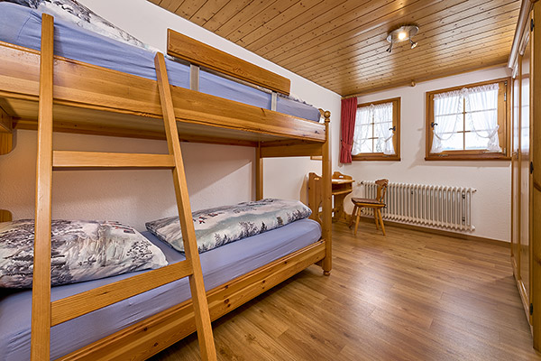 Ferienwohnung 2: Schlafzimmer mit Etagenbett